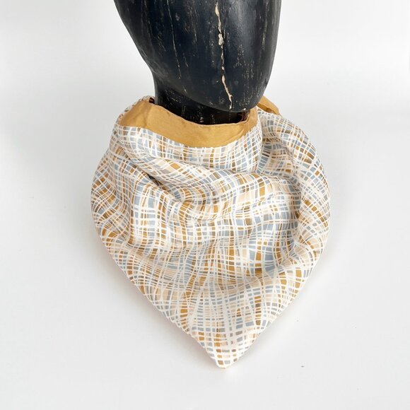 Vintage Silk Scarf Headband Babushka Bandana Old Money Quiet Luxury Preppy Boho - Picture 4 of 4